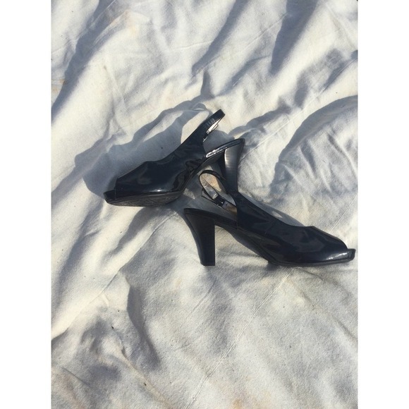 SOFFT womens slingback heels black adjustable patent leather 9.5 Scafati 1255511 - Picture 4 of 7